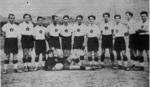 FC "Velež" in 1939, before the match with "Borac". In the picture: Muhamed Hadžiomerović, first from the left, Meha Trbonja, second. They follow in an unknown order: Leo Hrvić, Sule Gušanac, Bora Ćećez, Vojo Ivanišević, Šerif Husrefović, Savo Milović. Do you recognize anyone in the picture? Please write.